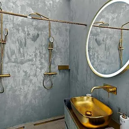 דירה Muenz Luxurious פולה